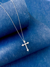 Load image into Gallery viewer, LUOWEND 18K White Gold Natural Diamond Pendant Necklace for Women