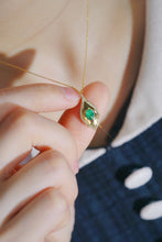 Load image into Gallery viewer, LUOWEND 18K Yellow Gold Real Natural Emerald and Diamond Necklace for Women