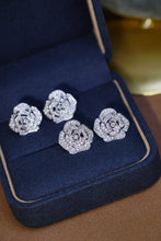 Load image into Gallery viewer, LUOWEND 18K White Gold Real Natural Diamond Stud Earrings for Women