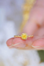 Load image into Gallery viewer, LUOWEND 18K Yellow Gold Real Natural Yellow Diamond Ring for Women