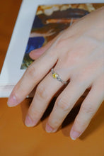 Load image into Gallery viewer, LUOWEND 18K White Gold Natural Yellow Diamond Ring for Women