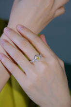 Load image into Gallery viewer, LUOWEND 18K White Gold Natural Yellow Diamond Ring for Women