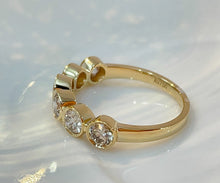 Load image into Gallery viewer, LUOWEND 18K Yellow Gold Natural Diamond Ring for Women