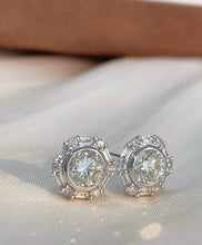 Load image into Gallery viewer, LUOWEND 18K White Gold Natural Diamond Earrings for Women