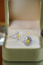 Load image into Gallery viewer, LUOWEND 18K White Gold Natural Yellow Diamond Ring for Women