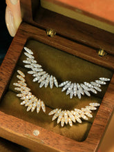 Load image into Gallery viewer, LUOWEND 18K White or Yellow Gold Natural Diamond Earrings for Women