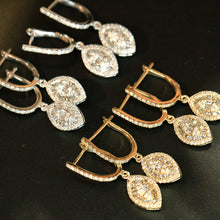 Load image into Gallery viewer, LUOWEND 18K White or Yellow Gold Natural Diamond Earrings for Women