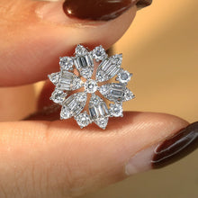 Load image into Gallery viewer, LUOWEND 18K White Gold Real Natural Diamond Pendant Necklace fOR Women