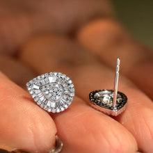 Load image into Gallery viewer, LUOWEND 18K White Gold Real Natural Diamond Stud Earrings for Women