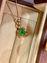 Load image into Gallery viewer, LUOWEND 18K Yellow Gold Natural Emerald Necklace for Women
