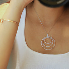 Load image into Gallery viewer, LUOWEND 18K White Gold Real Natural Diamond Pendant Necklace for Women