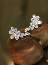 Load image into Gallery viewer, LUOWEND 18K White Gold Natural Diamond Earrings for Women