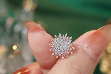 Load image into Gallery viewer, LUOWEND 18K White or Yellow Gold Natural Diamond Earrings for Women