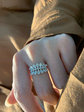 Load image into Gallery viewer, LUOWEND 18K White Gold Natural Diamond Ring for Women