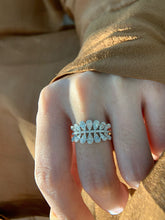 Load image into Gallery viewer, LUOWEND 18K White Gold Natural Diamond Ring for Women