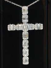 Load image into Gallery viewer, LUOWEND 18K White Gold Natural Diamond Pendant Necklace for Women