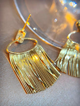 Load image into Gallery viewer, LUOWEND 18K Yellow Gold Drop Earrings for Women