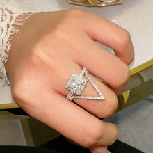 Load image into Gallery viewer, LUOWEND 18K White or Yellow Gold Natural Diamond Ring for Women