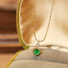 Load image into Gallery viewer, LUOWEND 18K Yellow Gold Fine Jewelry Natural Emerald Necklace for Women