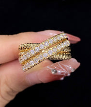 Load image into Gallery viewer, LUOWEND 18K Yellow Gold Real Natural Diamond Ring for Women