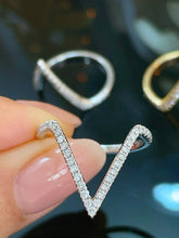 Load image into Gallery viewer, LUOWEND 18K White or Yellow Gold Natural Diamond Ring for Women