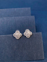 Load image into Gallery viewer, LUOWEND 18K White Gold Natural Diamond Earrings for Women