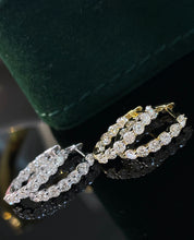 Load image into Gallery viewer, LUOWEND 18K White/Yellow Gold Fine Jewelry Real Natural Diamond Earrings for Women
