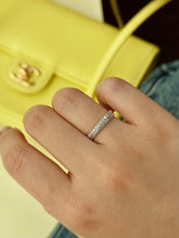 Load image into Gallery viewer, LUOWEND 18K White/Yellow Gold Fine Jewelry Real Natural Diamond Ring for Women
