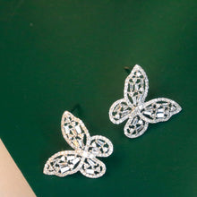 Load image into Gallery viewer, LUOWEND 18K White Gold Real Natural Diamond Stud Earrings for Women
