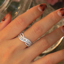 Load image into Gallery viewer, LUOWEND 18K White Gold Natural Diamond Ring for Women
