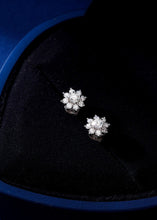 Load image into Gallery viewer, LUOWEND 18K White Gold Real Natural Diamond Stud Earrings for Women
