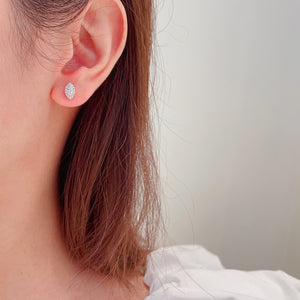 LUOWEND 18K White Gold Real Natural Diamond Stud Earrings for Women