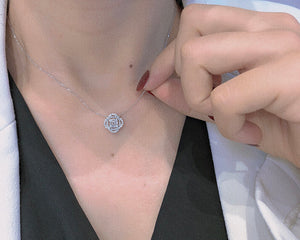 LUOWEND 18K White Gold Real Natural Diamond Pendant Necklace for Women