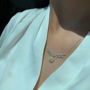 LUOWEND 18K White Gold Real Natural Yellow Diamond Pendant Necklace for Women