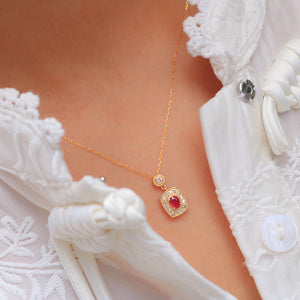 LUOWEND 18K Yellow Gold Real Natural Ruby Gemstone Necklace for Women