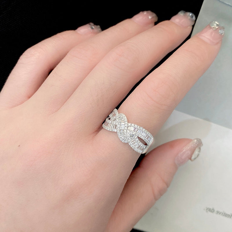 LUOWEND 18K White Gold Real Natural Diamond Ring for Women