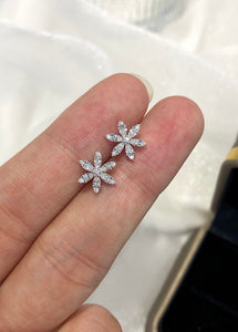 LUOWEND 18K White Gold Real Natural Diamond Stud Earrings for Women