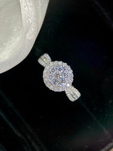 LUOWEND 18K White Gold Real Natural Diamond Ring for Women