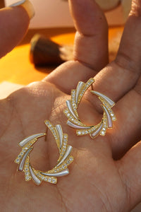 LUOWEND 18K Yellow Gold Real Natural Diamond Stud Earrings for Women