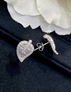 LUOWEND 18K White Gold Real Natural Diamond Stud Earrings for Women