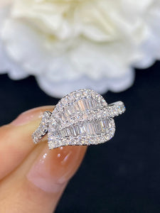 LUOWEND 18K White Gold Real Natural Diamond Ring for Women