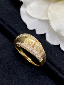 LUOWEND 18K Yellow Gold Real Natural Diamond Ring for Women