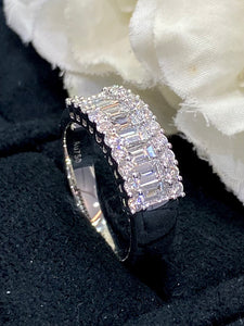 LUOWEND 18K White Gold Real Natural Diamond Ring for Women