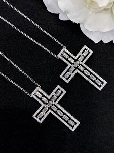 LUOWEND 18K White Gold Real Natural Diamond Cross Pendant Necklace for Women