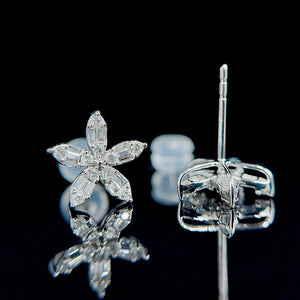 LUOWEND 18K White Gold Real Natural Diamond Stud Earrings for Women