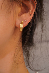 LUOWEND 18K Yellow Gold Real Natural Diamond Hoop Earrings for Women
