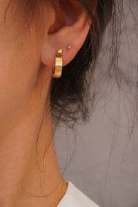 LUOWEND 18K Yellow Gold Real Natural Diamond Hoop Earrings for Women