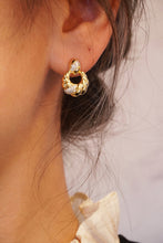 Load image into Gallery viewer, LUOWEND 18K Yellow Gold Real Natural Diamond Stud Earrings for Women
