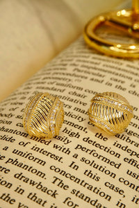 LUOWEND 18K Yellow Gold Real Natural Diamond Stud Earrings for Women