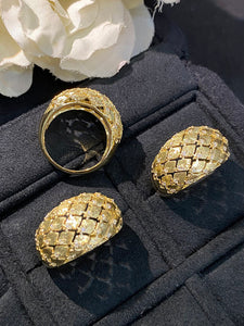 LUOWEND 18K Yellow Gold Real Natural Diamond Ring for Women